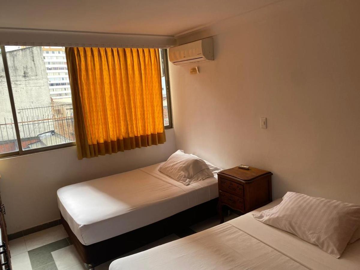 Hotel กาลี ภายนอก รูปภาพ