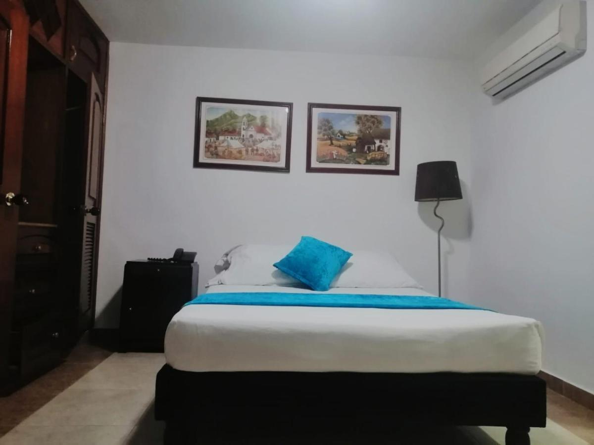 Hotel กาลี ภายนอก รูปภาพ