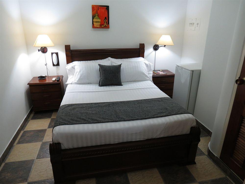 Hotel กาลี ภายนอก รูปภาพ
