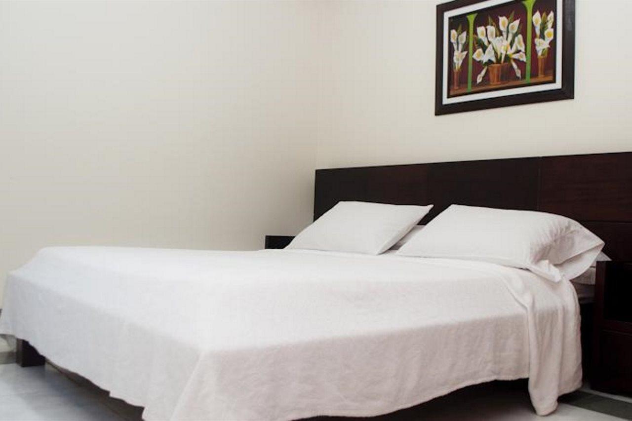 Hotel กาลี ภายนอก รูปภาพ